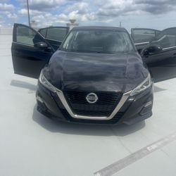 2020 Nissan Altima 