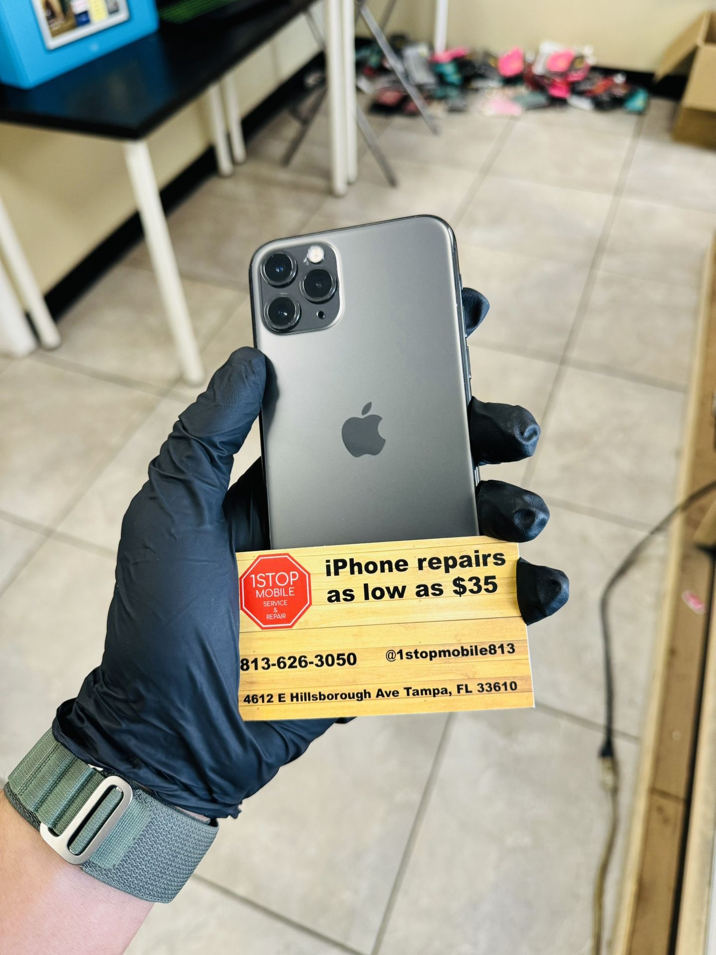 iPhone 11 Pro 256GB Unlocked (Like New)