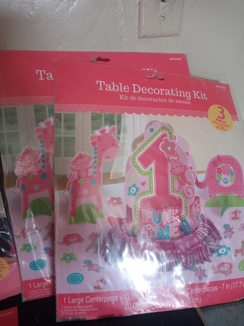 FUN TO BE ONE! FIRST BIRTHDAY PARTY SUPPLIES for Sale in Visalia, CA