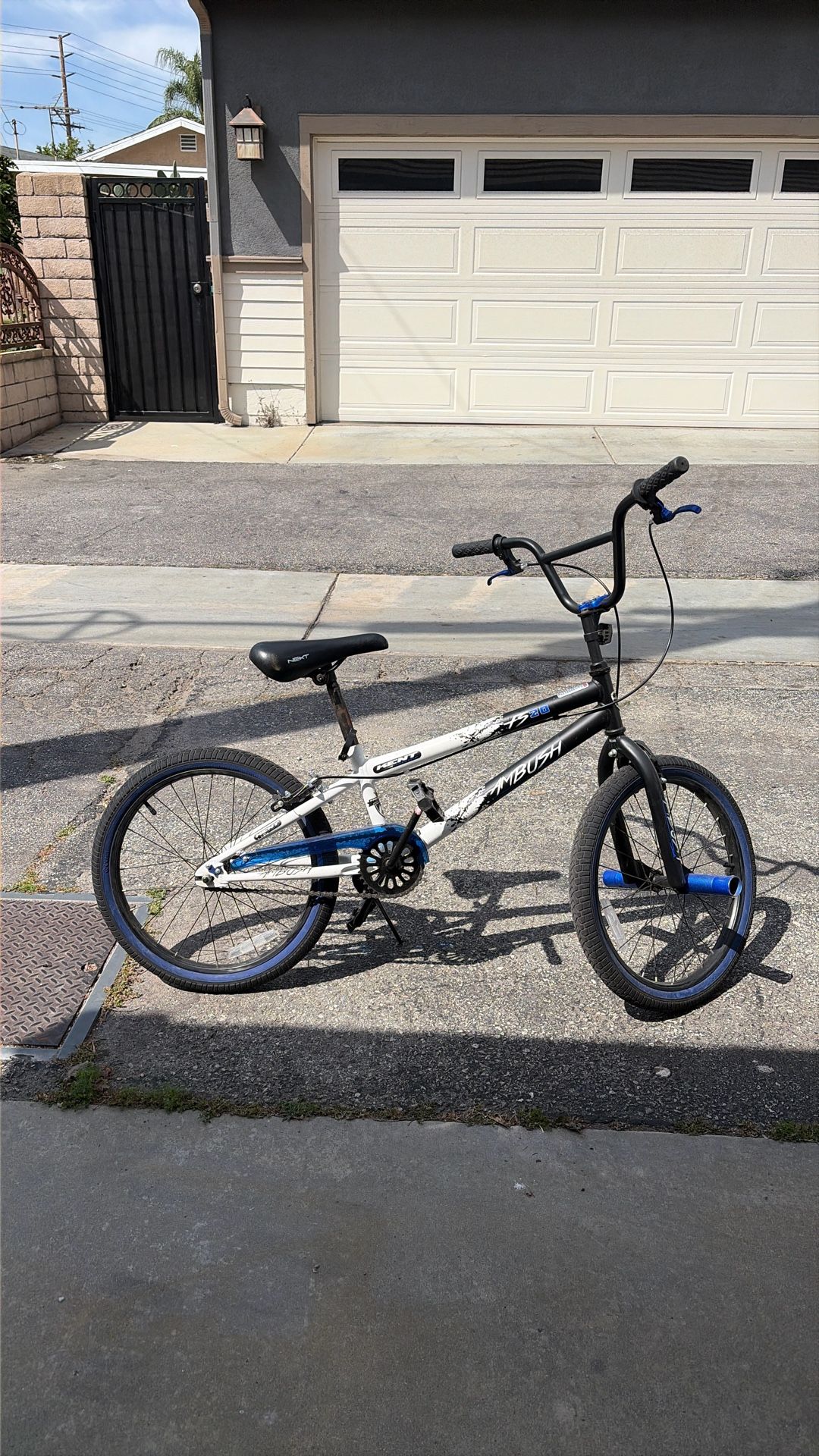 auction company kent ambush bmx bike