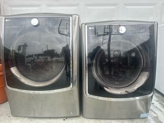 LG Front Load Washer and Dryer Set