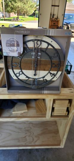 Brand New FirsTime & Co. Shabby Pallet Wall Clock - 16"