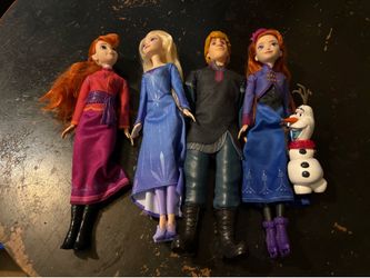 Frozen doll set