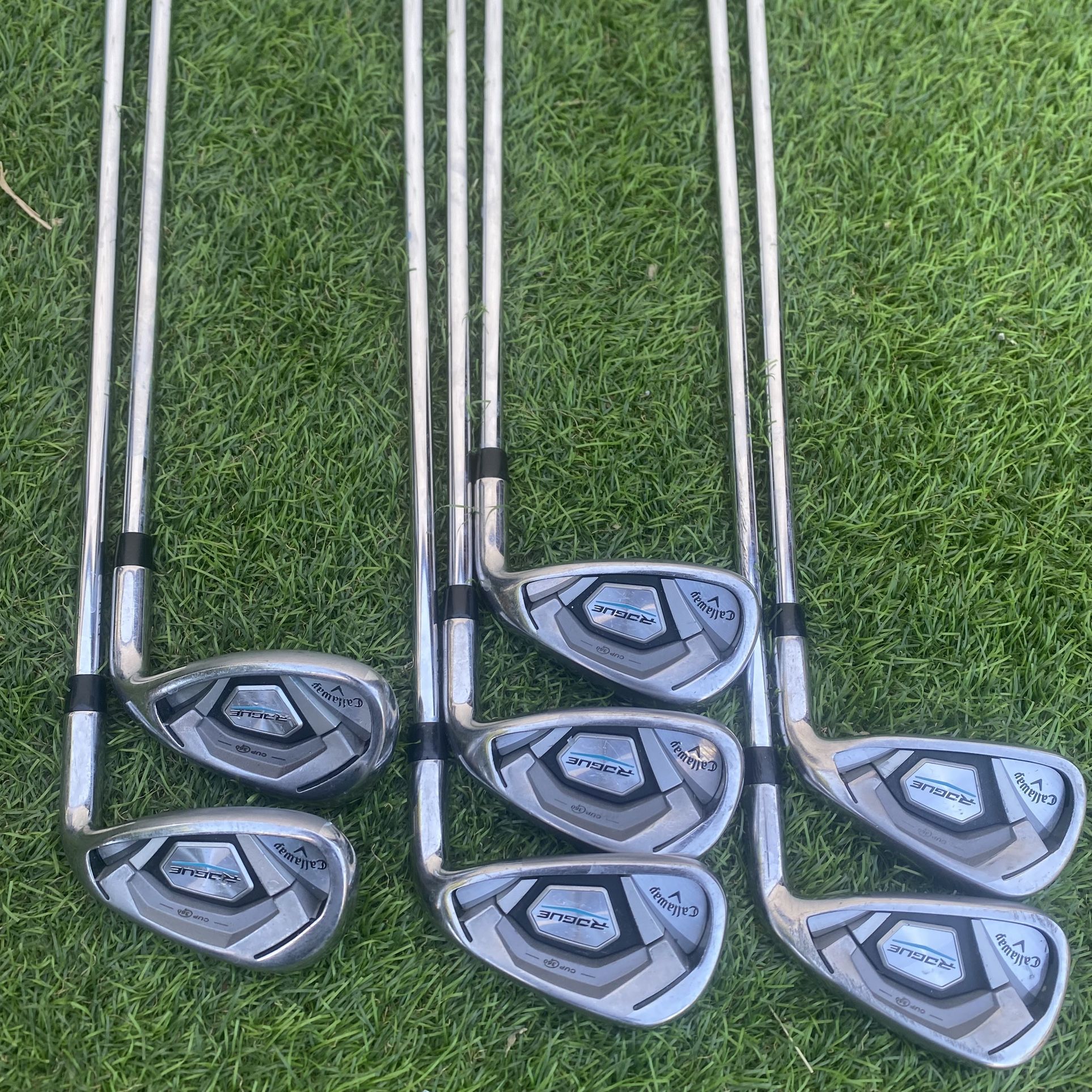 Callaway Rogue Iron Set 5-9PW,SW Steel Shaft R-Flex