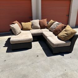 Sectional Sofa Couch