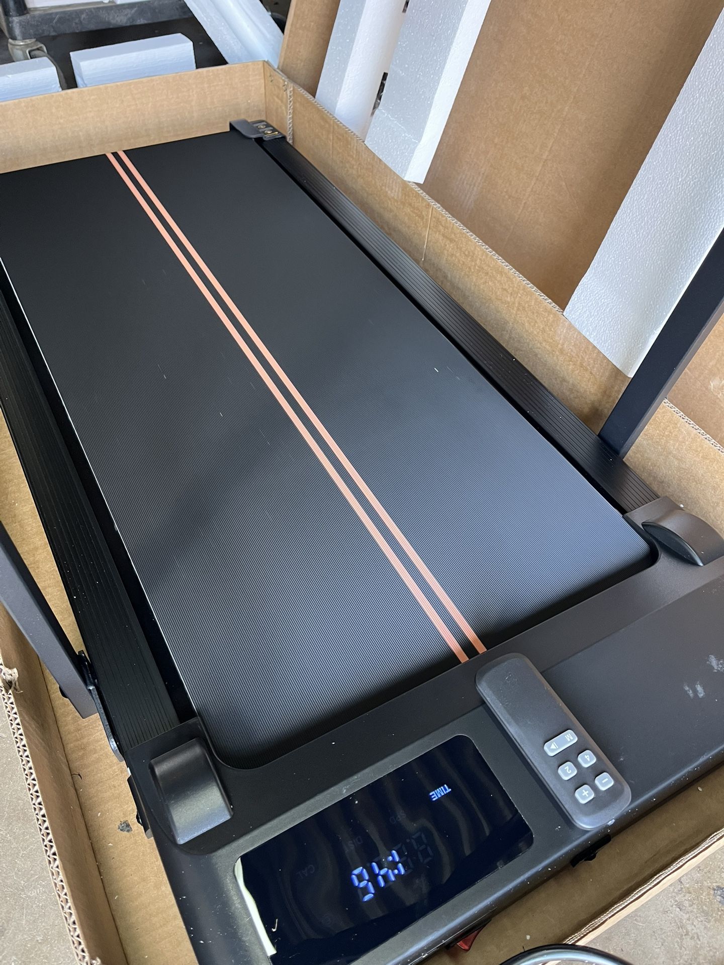 New Treadmill, Foldable, W/Remote Control, Walk Run Desk, exercise