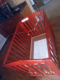 PORTABLE CRIB