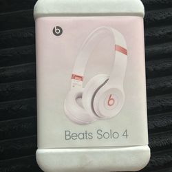 Beats Solo 4 