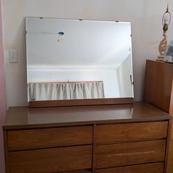 Dresser with mirror
