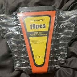 BRAND NEW IN HOLDER TripleJump 10 piece metric open end wrench set with holder New in the factory wrapping - TripleJump 10 piece metric open end wrenc