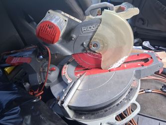Rigid sliding miter saw