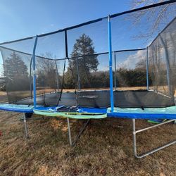 Trampoline 
