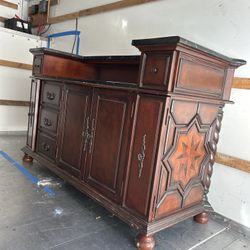 FREE Dresser, Sink, Cabinet