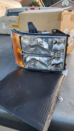 2007-2013 Silverado Headlights