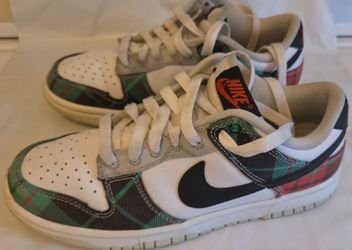Nike Dunk Premium Low Tartan Plaid Size 4 Pre-owned