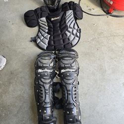 Kids Catchers Gear And Rolling Bag 