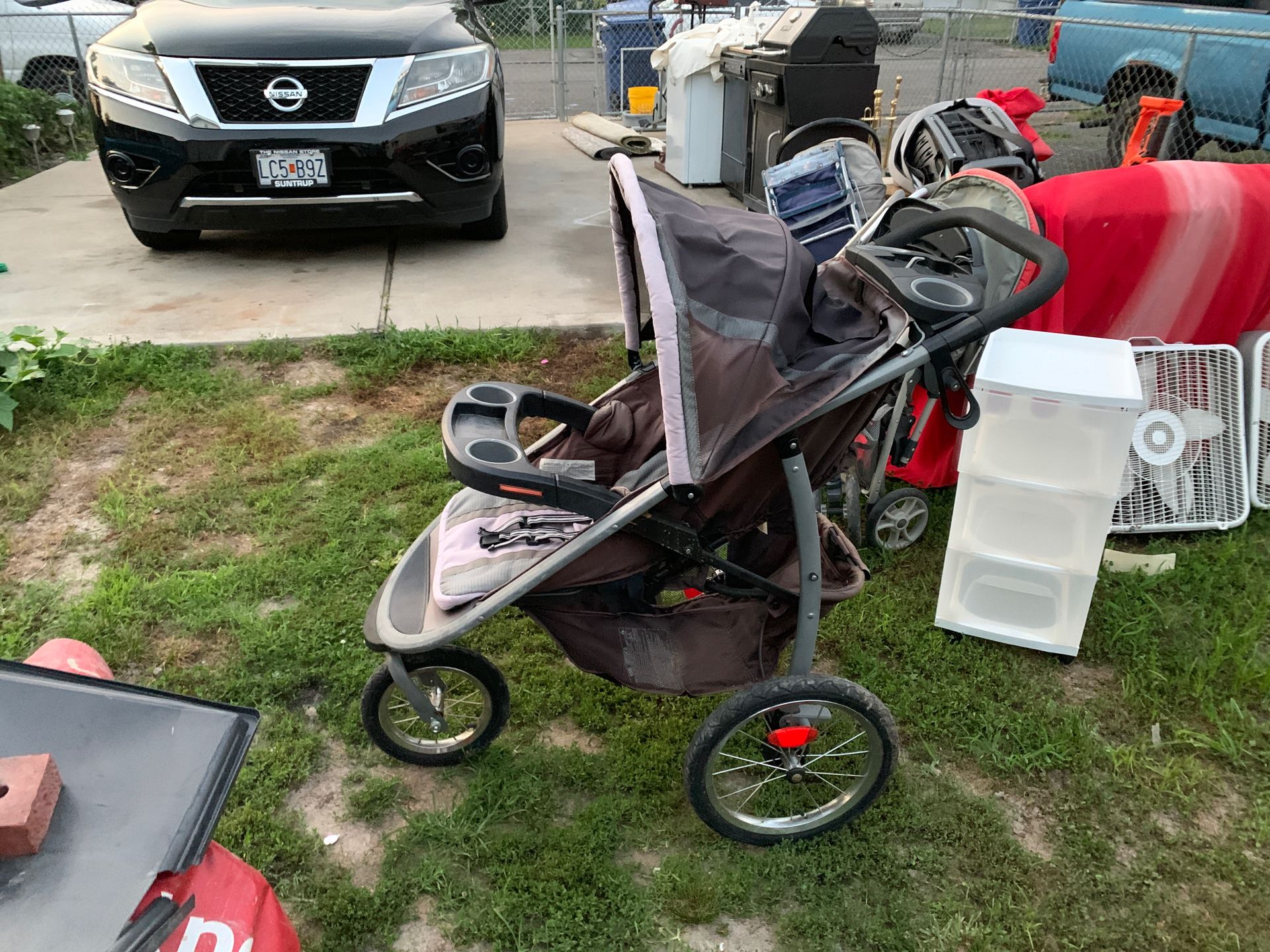 Baby stroler 30$