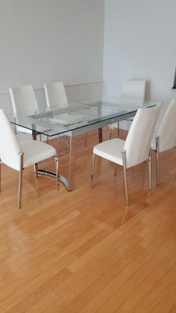 Glass table and 6 chairs