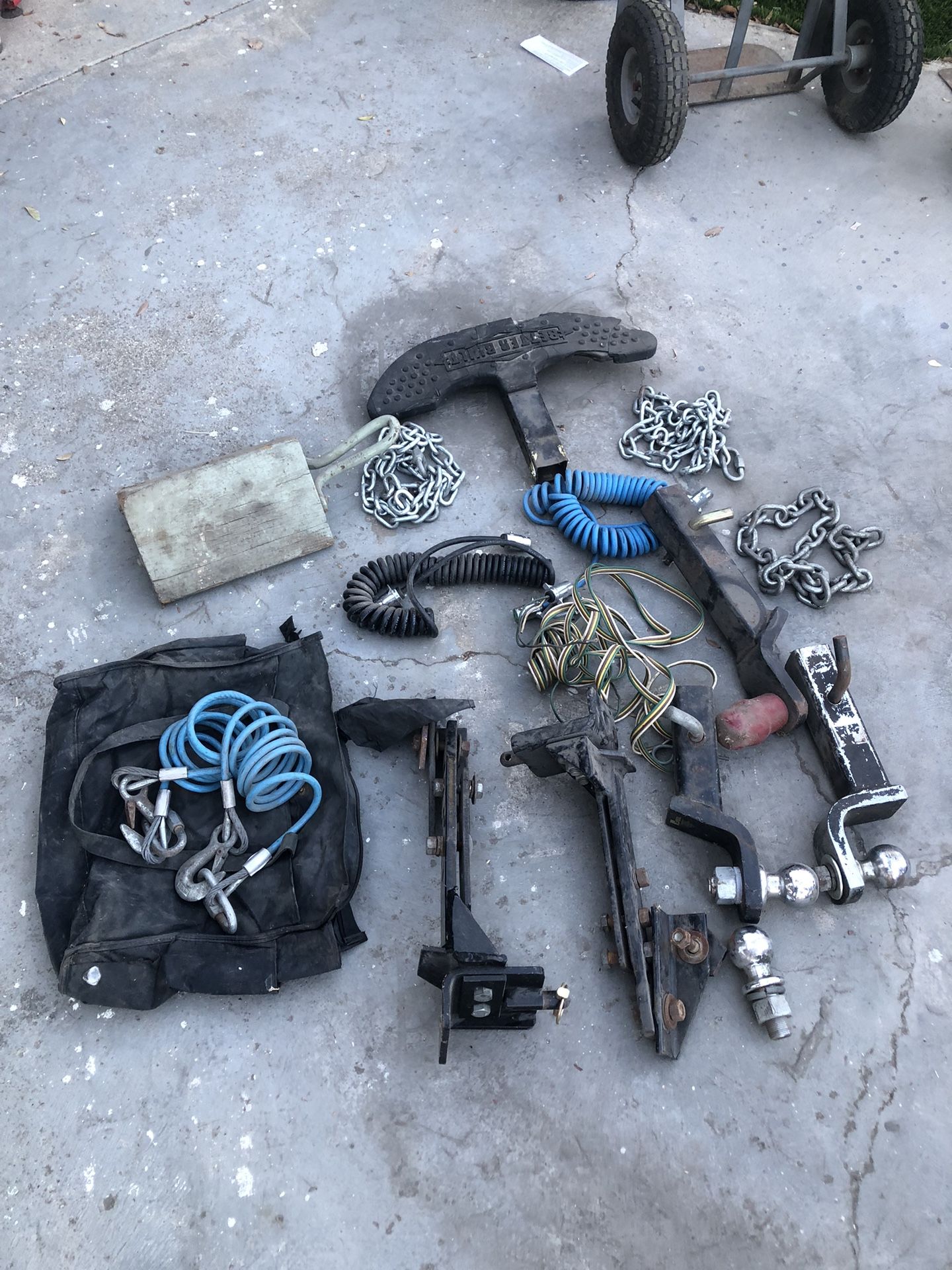 Towing equipment