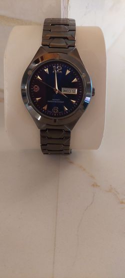 Men's dial watch