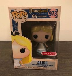 Funko POP Alice in Wonderland 65th #973 Target Exclusive Mint Box Condition