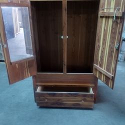Armoire Cabinet