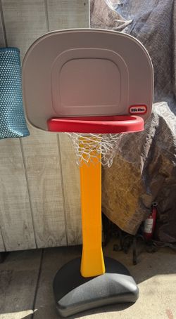 Little Tikes Basketball Hoop