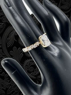 Radiant Cut Diamond Engagement Ring with Heart Side diamond in 14k Yellow Gold