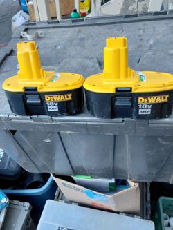 DeWalt 18V XRP Battery Pack – Lot of 2