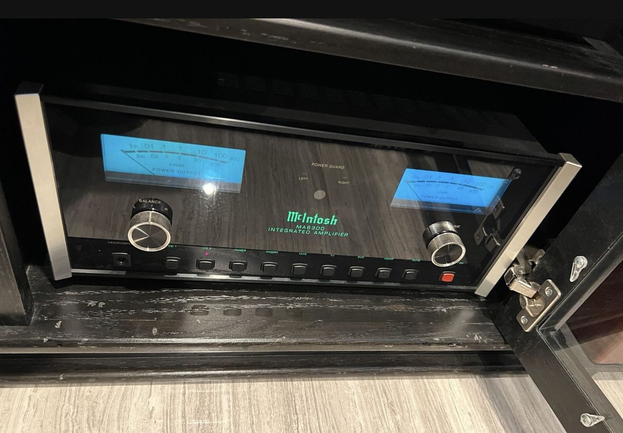 McIntosh Ma6300 Integrated Amplifier With Remote