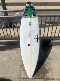 5'9 Xanadu Moskah Surfboard
