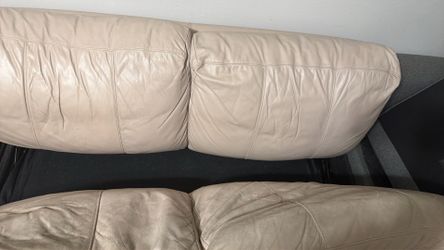 Pull out love seat