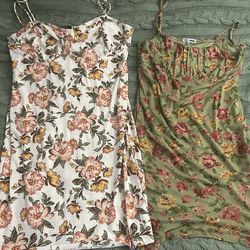 2 Fashion Nova mini body con dresses