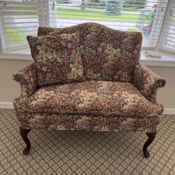 Fairfield Vintage Tapestry Settee