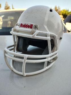 Riddell Victor Youth XS Football Helmet