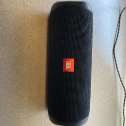 JBL Flip 5 