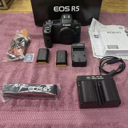 Canon EOS R5 Mirrorless Digital Camera