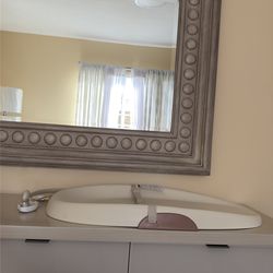 Skip hop changing pad