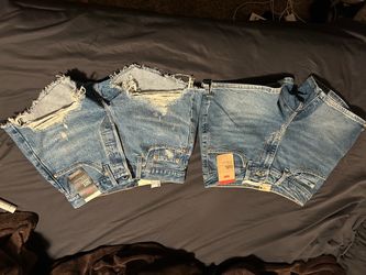 Levi shorts