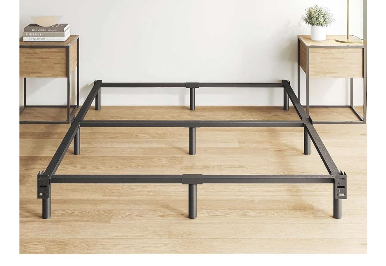 Queen Bedframe