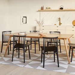 Pretty black oak dinning chairs