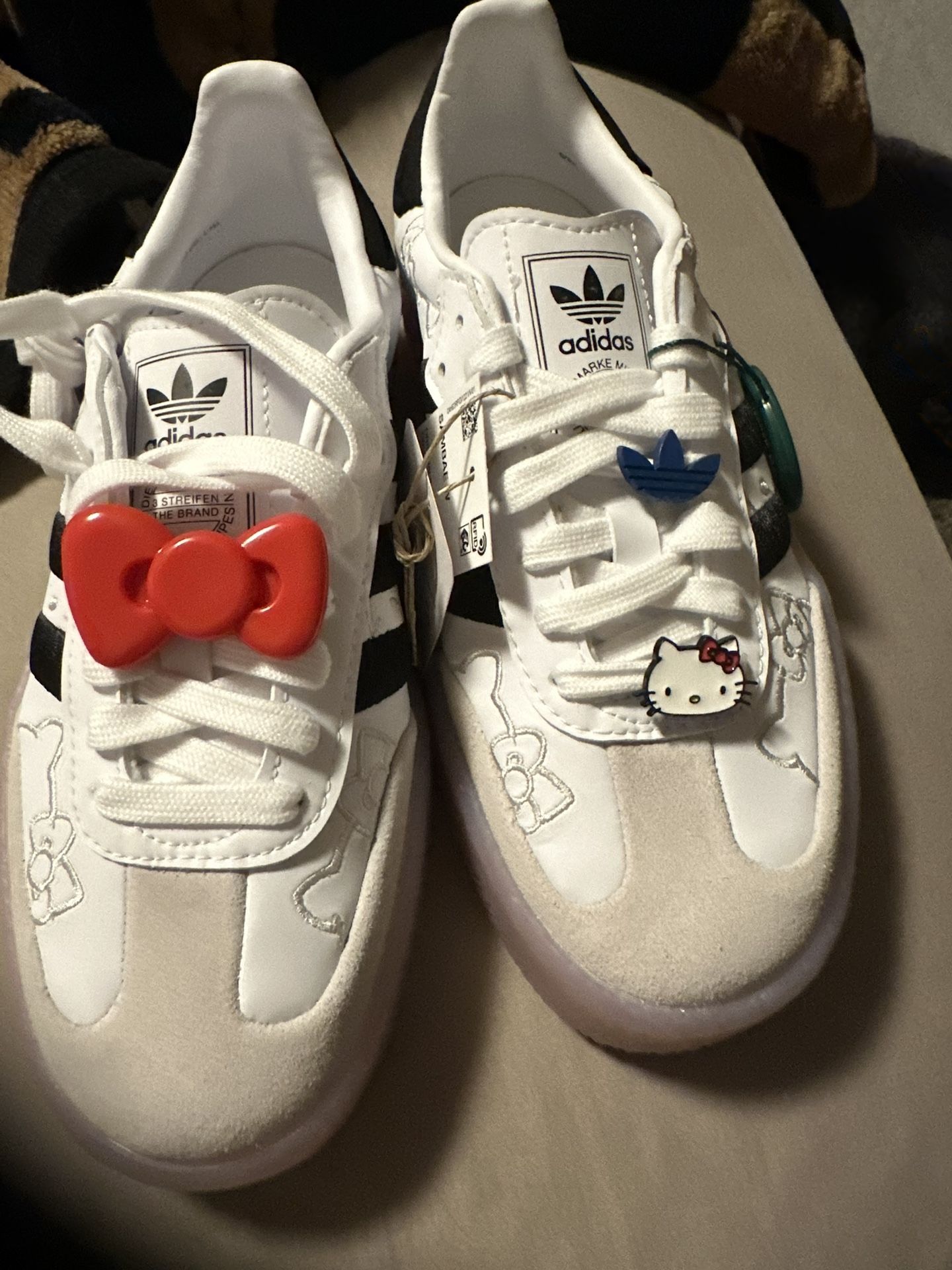 Adidas Sambae- Hello Kitty