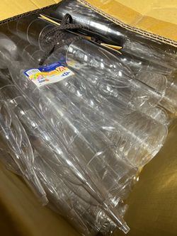 clear plastic champagne flutes