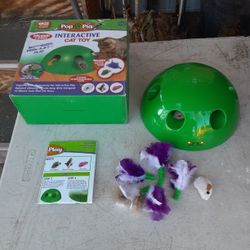 Pop-N-Play Interactive Cat Toy (Motorized Peek-A-Boo Play) w/Interchangeable Toys. L@@K!!!