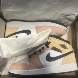 Jordan 1 Mid SE (brand New With Box)