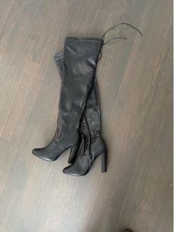 Sexy tall leather like boots size 6.5
