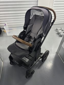 Nuna Luxury Travel System – Stroller + Car Seat + Base