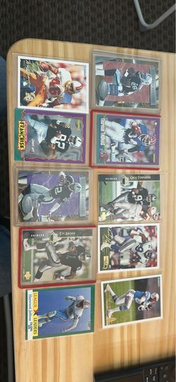 Lot of 10 Vintage NFL Football Cards