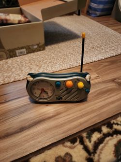 Nintendo 64 Radio Alarm Clock