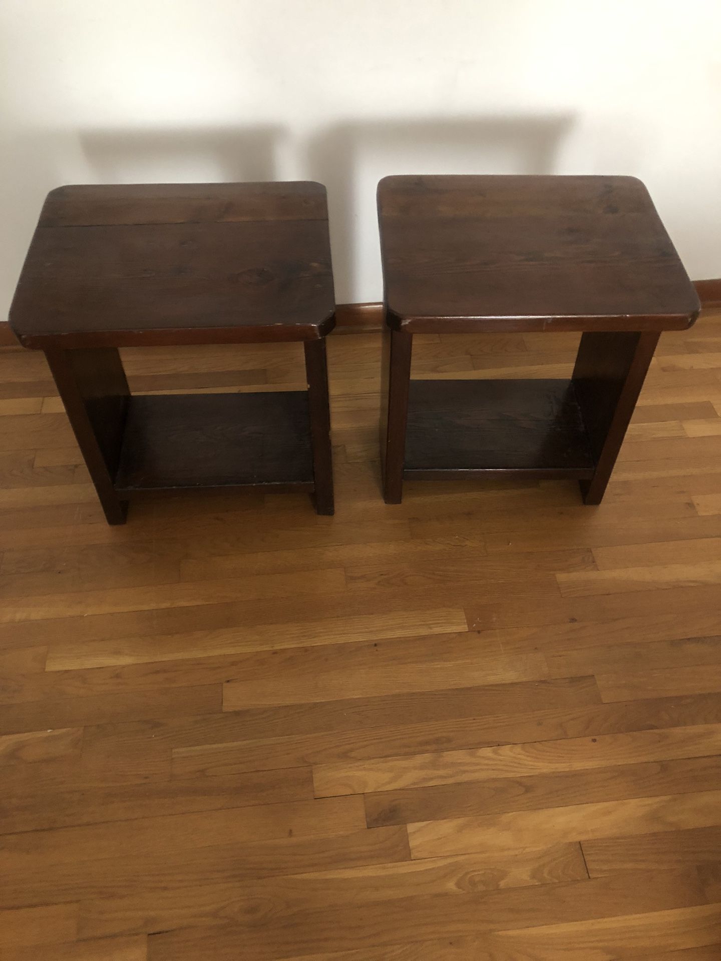 2 End Tables